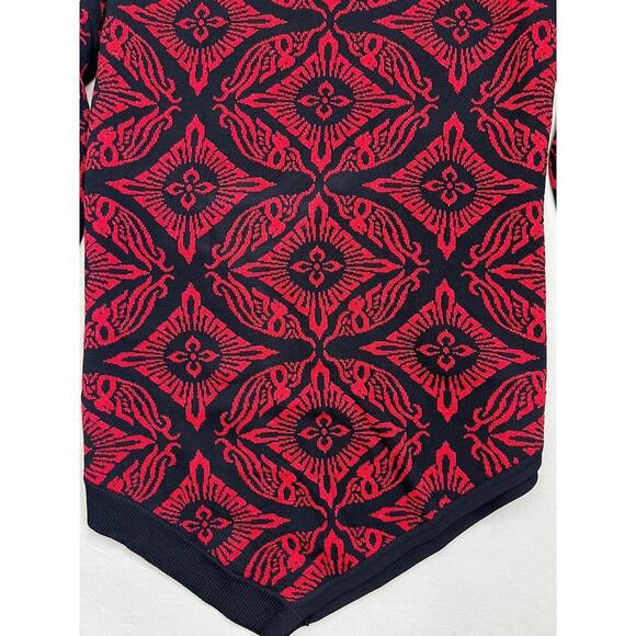 Joan Vass New York Sweater Tunic Size S Black Red Jacquard Asymmetrical Hem - Picture 9 of 12
